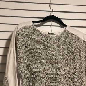 Women’s shirt size S